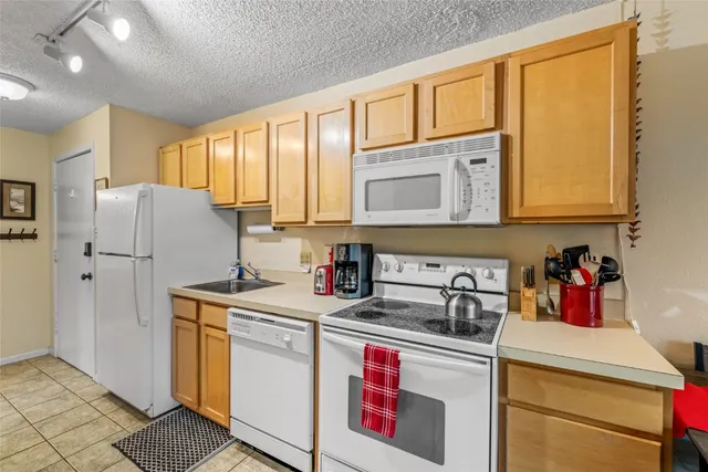 $459,000 | 2883 Burgess Creek Road, Unit 208, Steamboat Springs, CO 80487