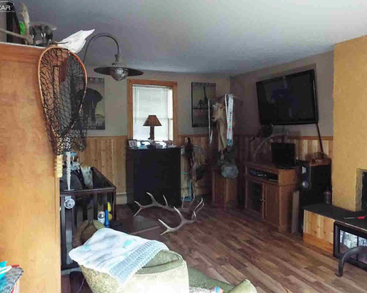 6134 East Potter Road Burton, MI 48509 - Photo 10 of 22 21319063-9.JPG