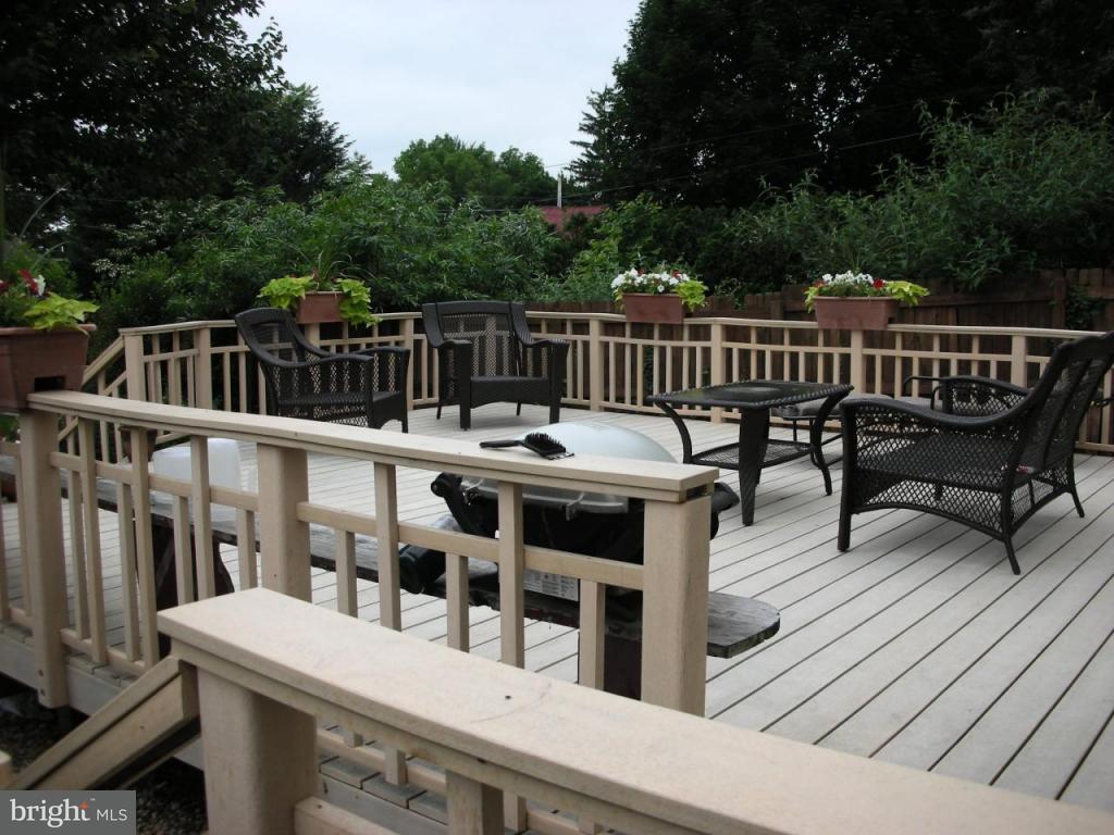 134 South Spruce Street Lititz, PA 17543 - Photo 3 of 21 Gallery Image 3