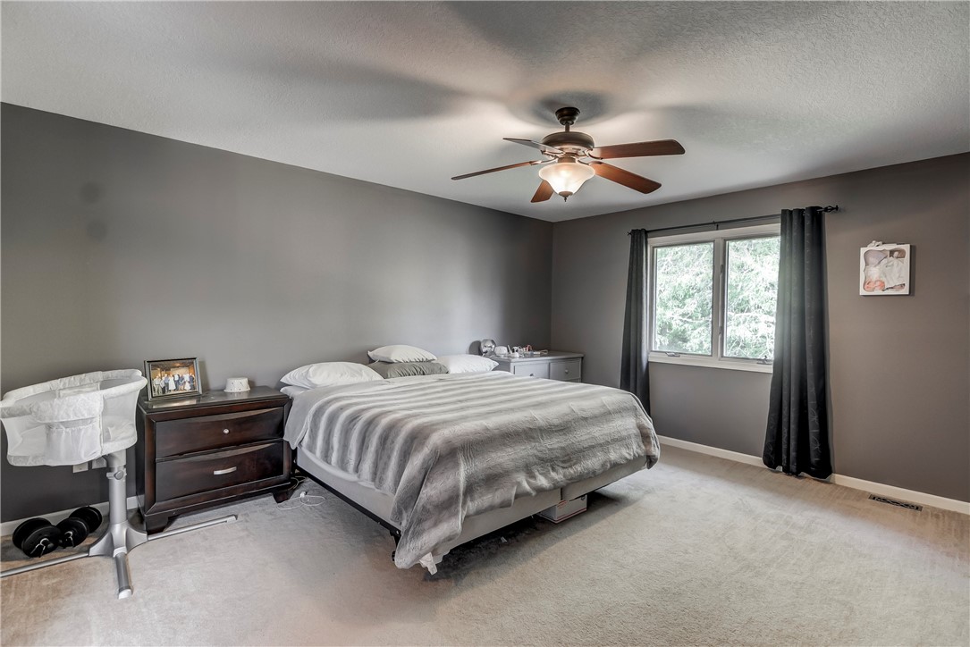 2586 Pheasant Run Decatur, IL 62521 - Photo 20 of 36