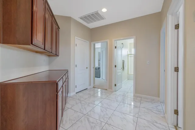 $749,000 | 5519 West Perez Avenue, Visalia, CA 93291