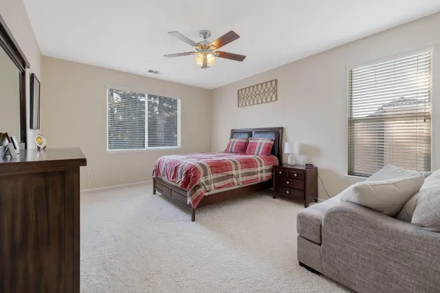 $749,000 | 5519 West Perez Avenue, Visalia, CA 93291