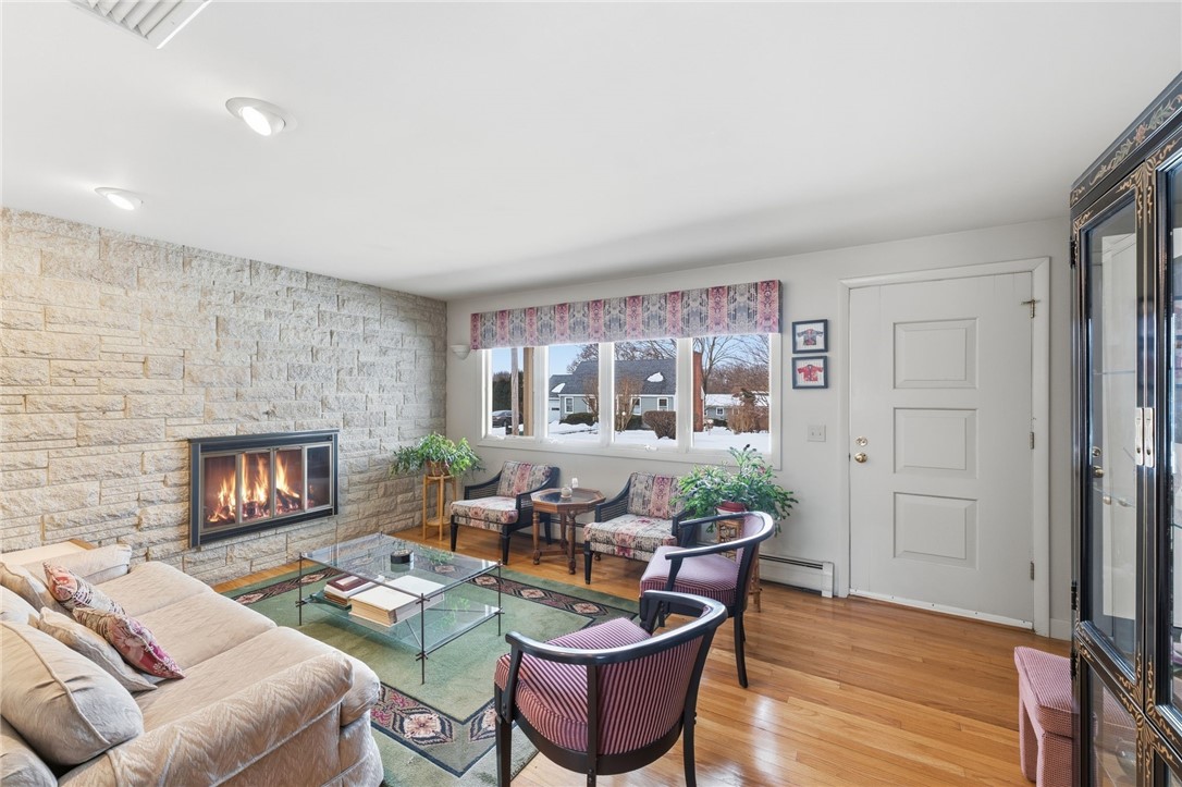 20 Reservoir Avenue Warren, RI 02885 - Photo 10 of 25