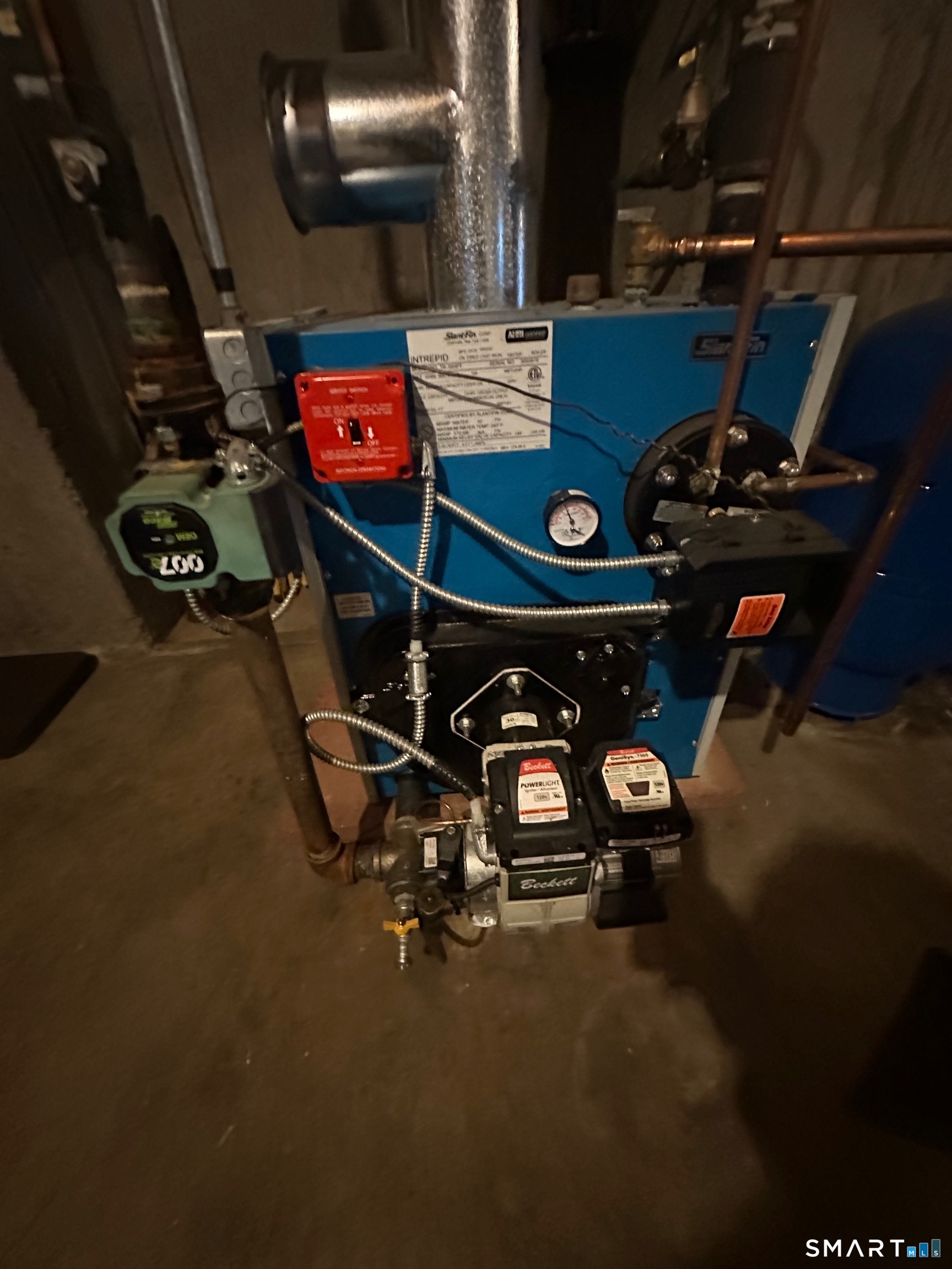 120 Tyler Way Bristol, CT 06010 - Photo 26 of 40 a view of a room with gym equipment