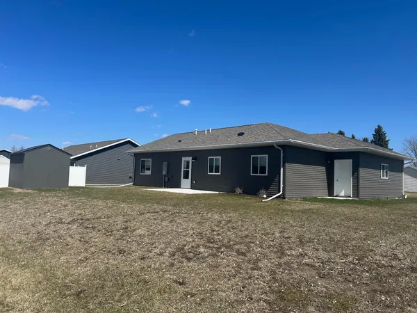 $265,000 | 306 Oslo Avenue, Marshall, MN 56258