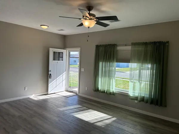 $265,000 | 306 Oslo Avenue, Marshall, MN 56258