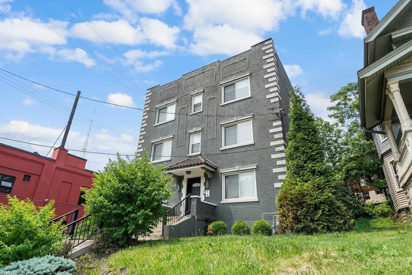 2201 Reading Road, Unit 1 Cincinnati, OH 45219 - Photo 1 of 46 Gallery Image 1