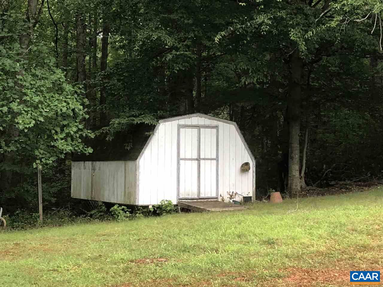 16878 Louisa Road Louisa, VA 23093 - Photo 4 of 15 Gallery Image 4