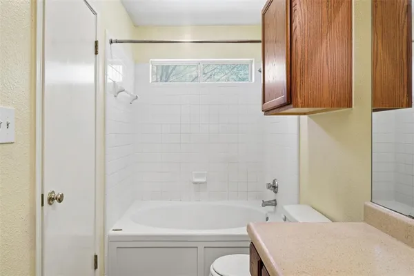 $1,900 | 1910 Steeds Crossing, Pflugerville, TX 78660