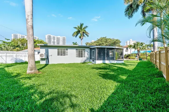 $4,350 | 326 191st Street, Sunny Isles Beach, FL 33160
