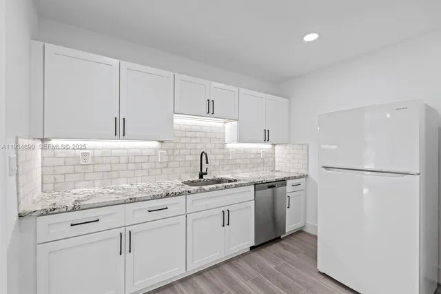 $4,350 | 326 191st Street, Sunny Isles Beach, FL 33160