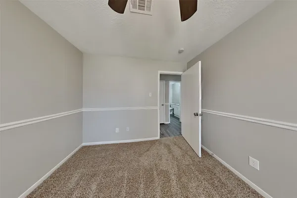 $1,975 | 12623 Duchess Lane, Houston, TX 77070