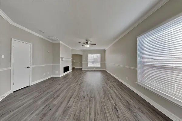$1,975 | 12623 Duchess Lane, Houston, TX 77070