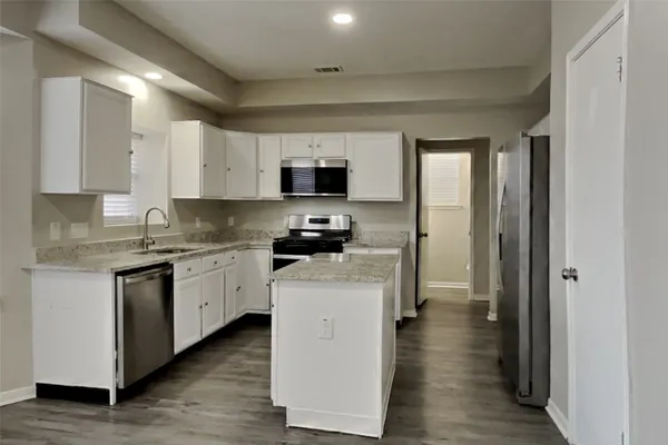 $1,975 | 12623 Duchess Lane, Houston, TX 77070