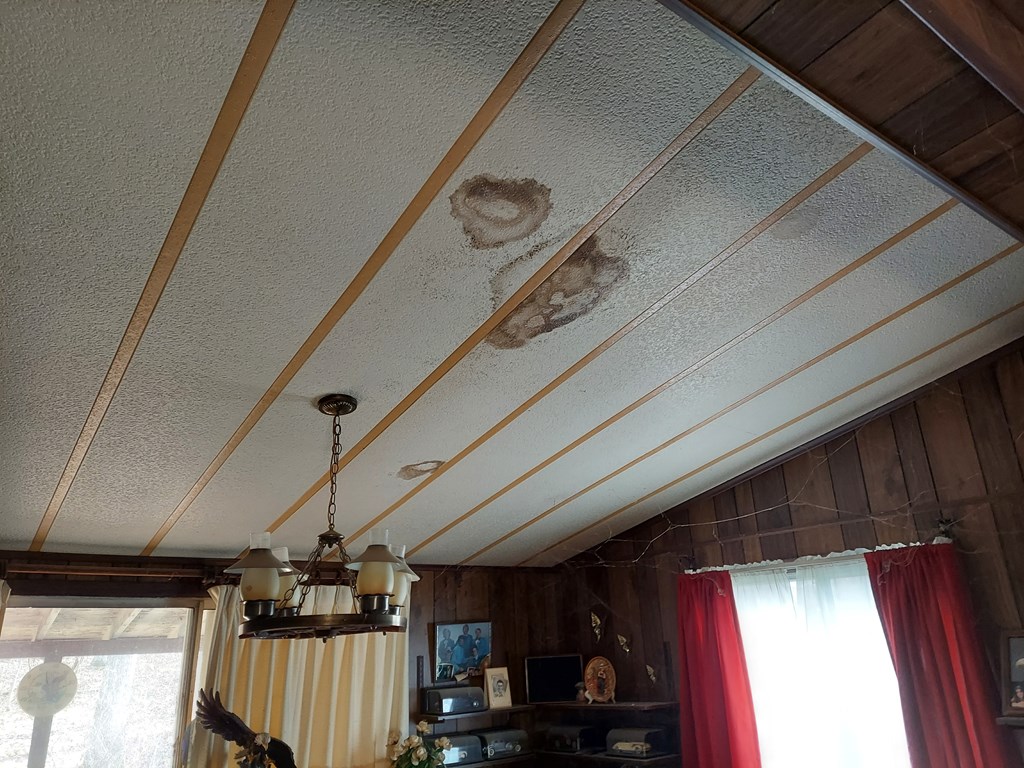 2034 Patchel Run Road Franklin, PA 16323 - Photo 8 of 16