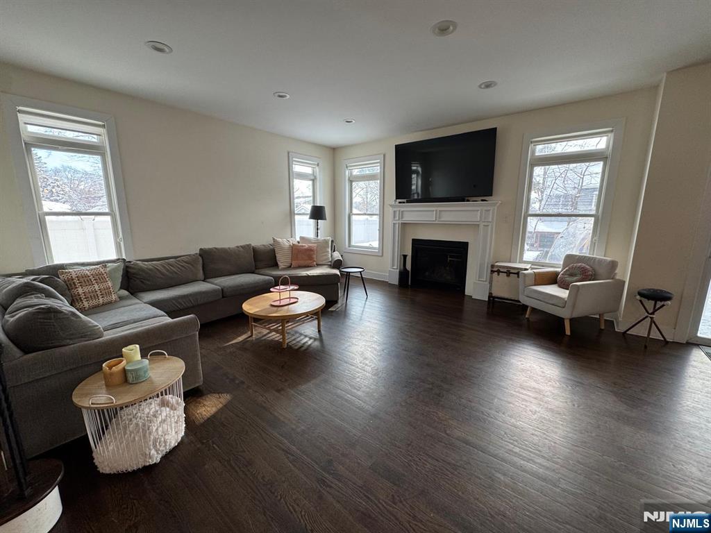 94 Park Avenue Cresskill, NJ 07626 - Photo 8 of 20