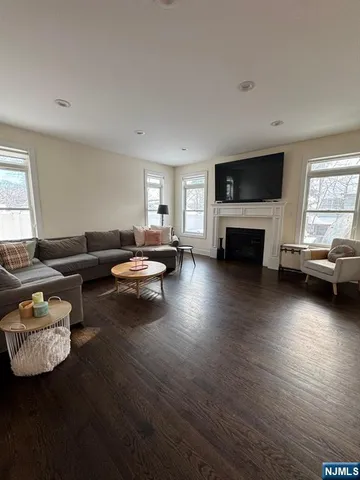 $7,400 | 94 Park Avenue, Cresskill, NJ 07626