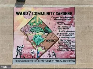 a view of a tennis court