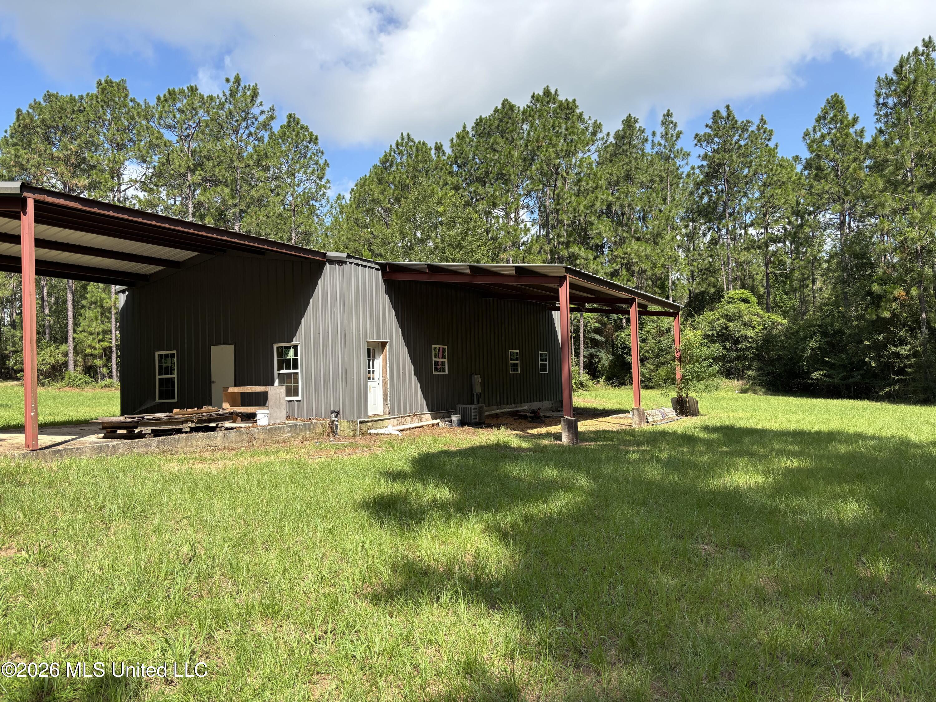 202 Smith Road Lumberton, MS 39455 - Photo 3 of 32 IMG_2928