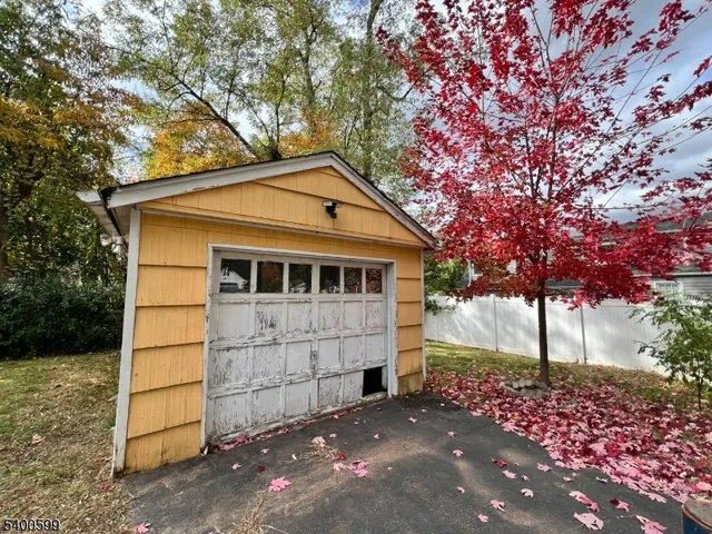 $400,000 | 275 Muriel Avenue, North Plainfield, NJ 07060