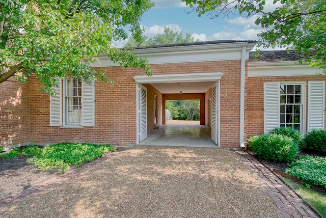 $8,500 | 31 Bridlewood Road, Northbrook, IL 60062