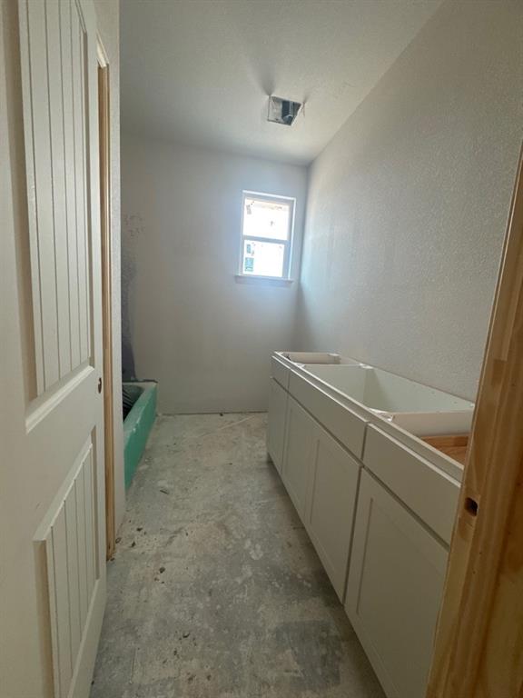 8911 County Road 623 Blue Ridge, TX 75424 - Photo 12 of 14 a view of a hardwood & utility room