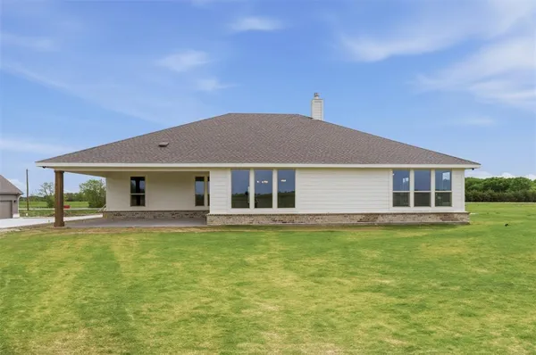 $499,900 | 8911 County Road 623, Blue Ridge, TX 75424