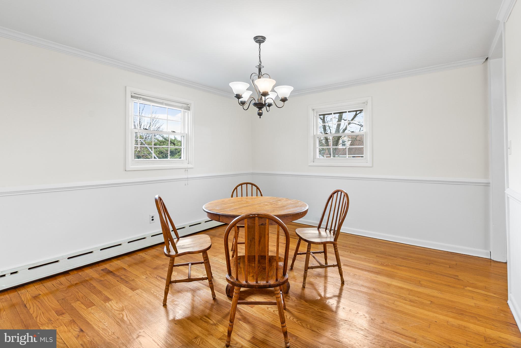 107 Devonshire Road Wilmington, DE 19803 - Photo 8 of 30 Freshly Painted Dining Room