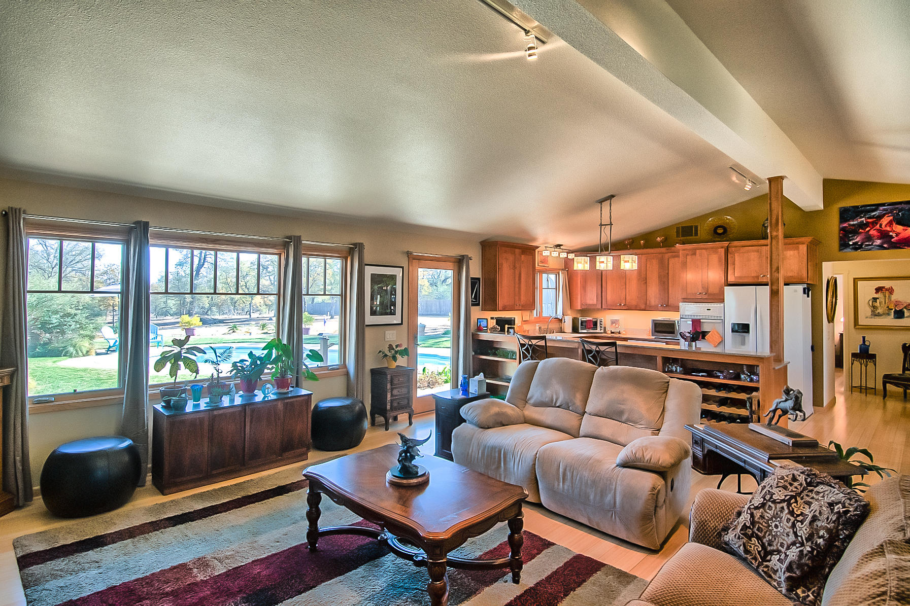 20773 Old Alturas Road Redding, CA 96003 - Photo 11 of 83 Great room