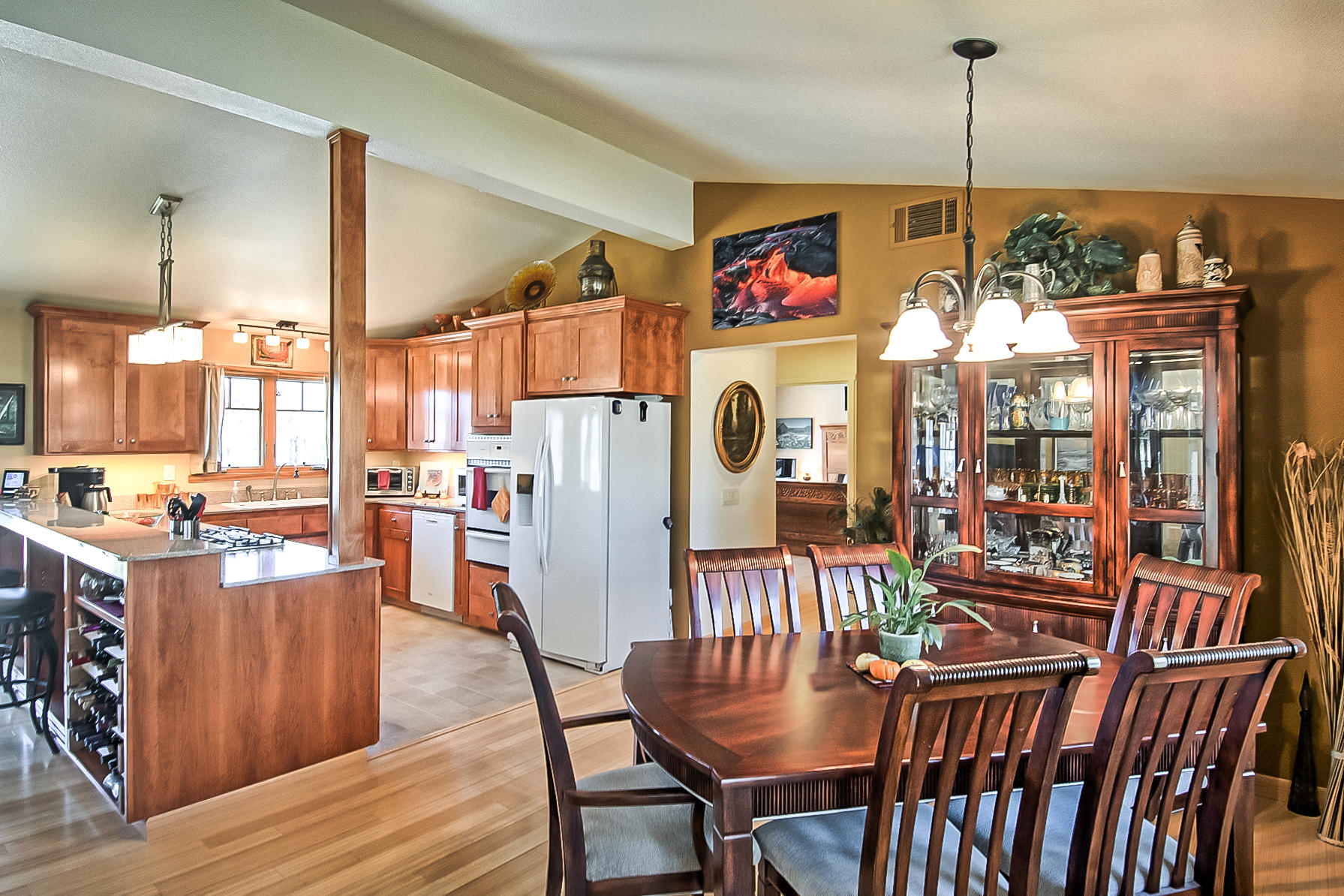 20773 Old Alturas Road Redding, CA 96003 - Photo 20 of 83 Dining