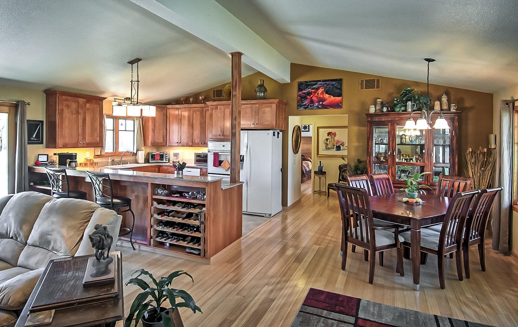20773 Old Alturas Road Redding, CA 96003 - Photo 21 of 83 Open and bright