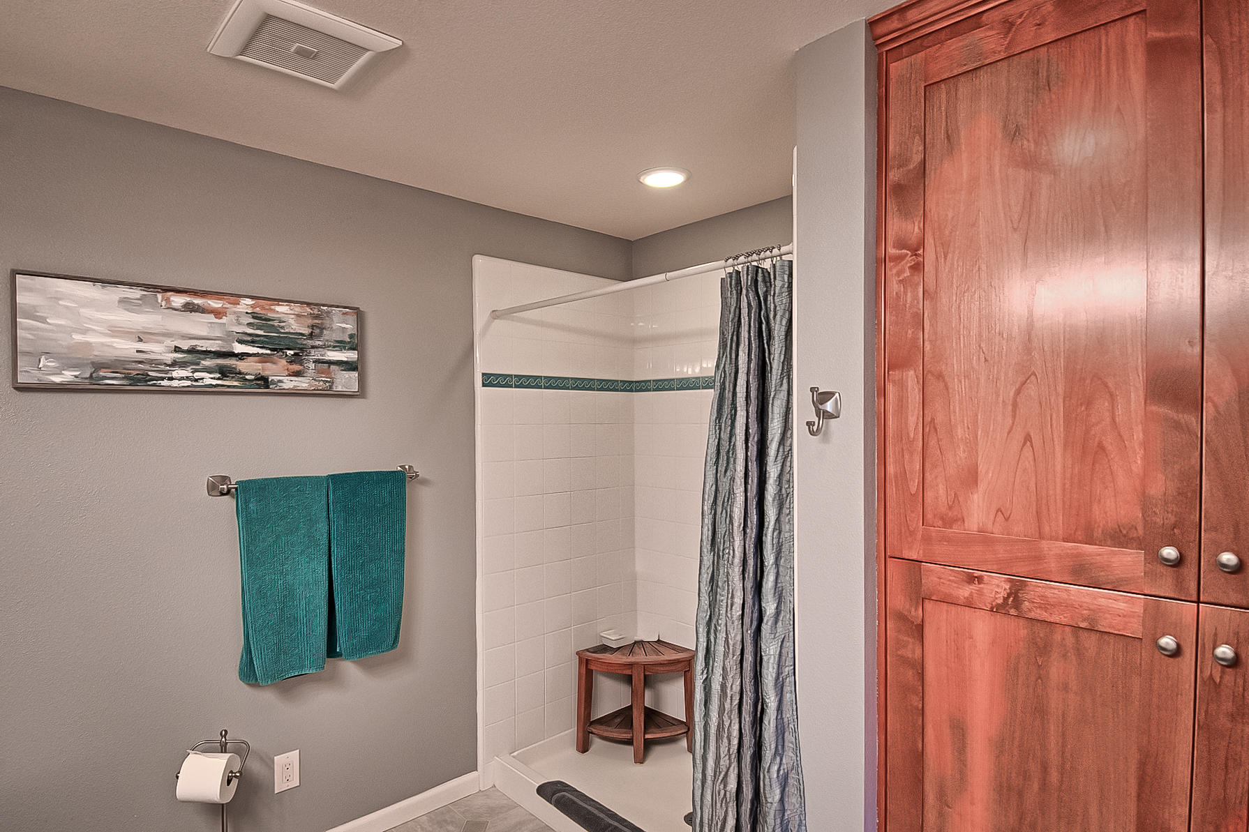 20773 Old Alturas Road Redding, CA 96003 - Photo 41 of 83 Master bath