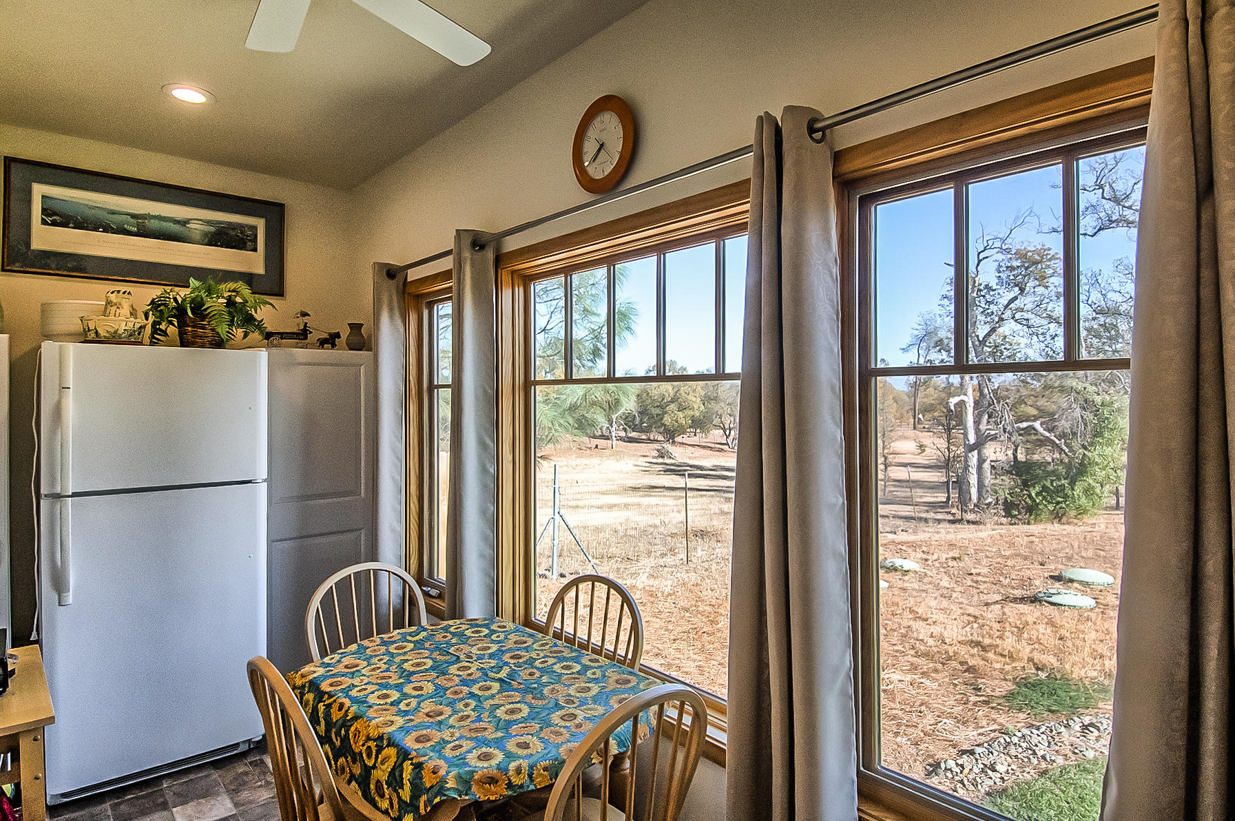 20773 Old Alturas Road Redding, CA 96003 - Photo 54 of 83 Kitchenette