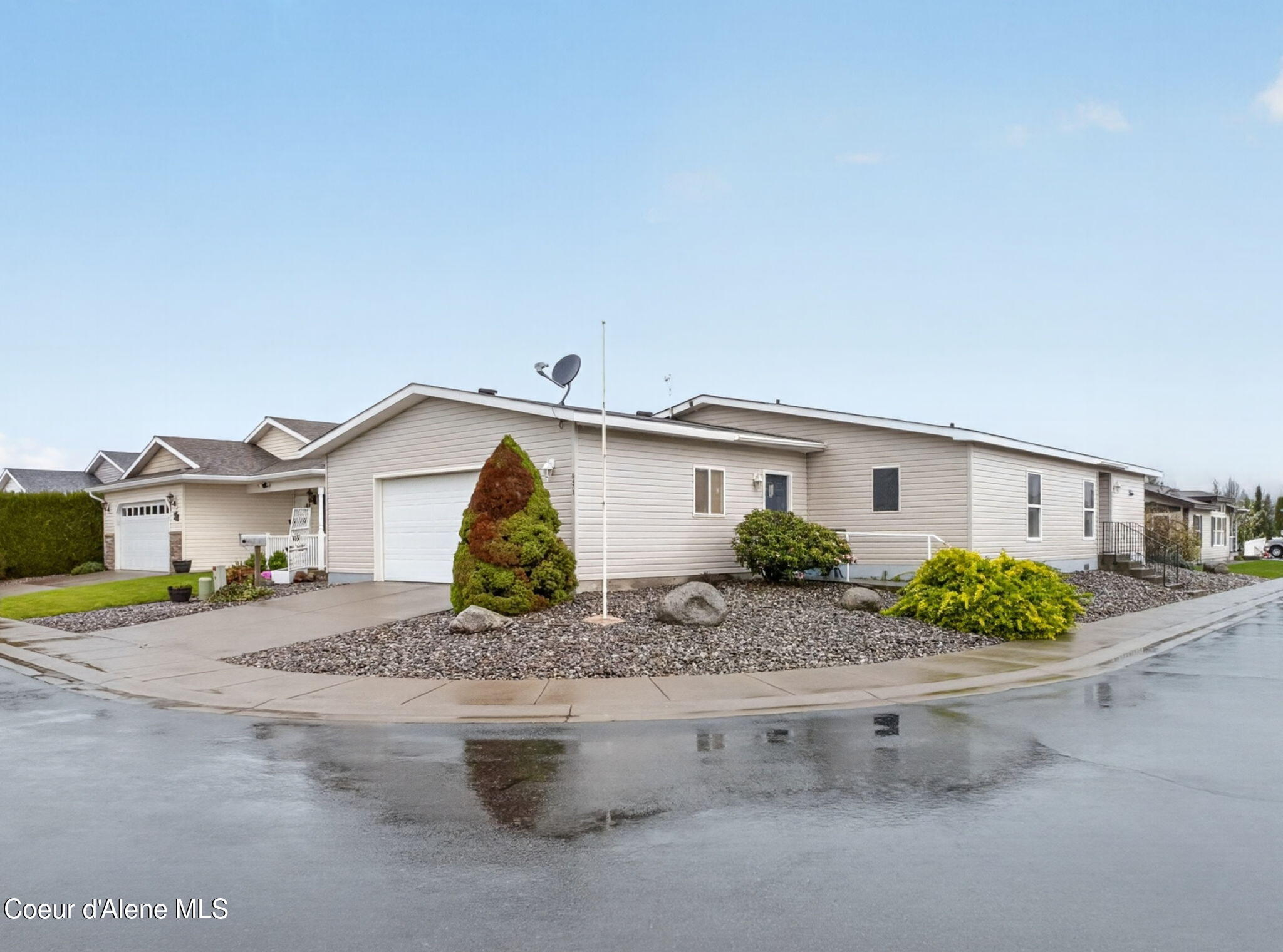8473 West Rushmore Street Rathdrum, ID 83858 - Photo 38 of 79 36-web-or-mls-035_DSC02155