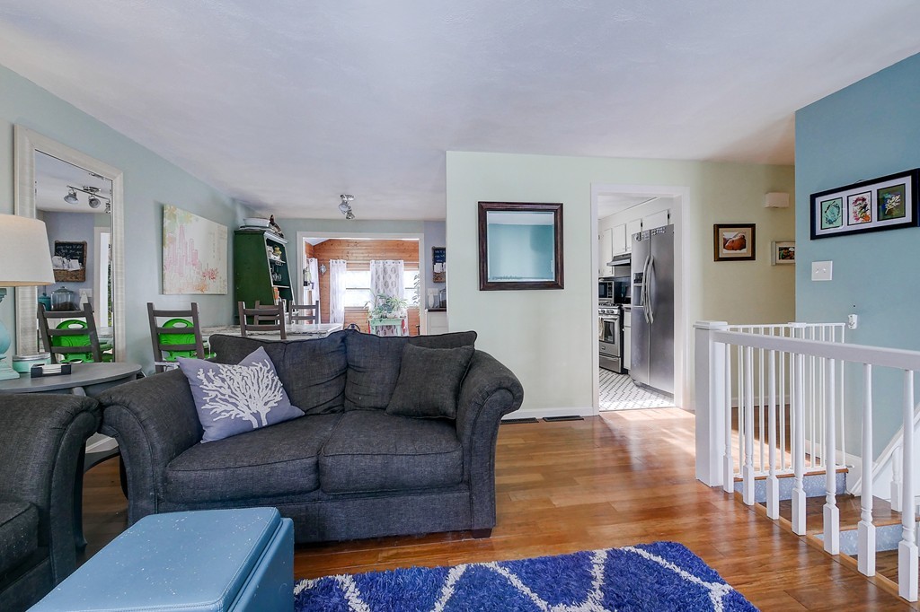 90 South Harbor Road Townsend, MA 01469 - Photo 5 of 30