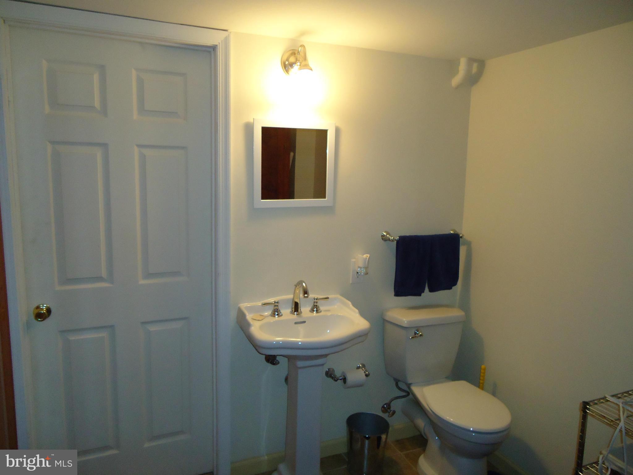 333 Overbrook Road Baltimore, MD 21212 - Photo 24 of 30 Bath