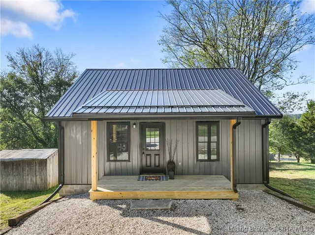 $154,000 | 319 Horton Avenue, Paoli, IN 47454