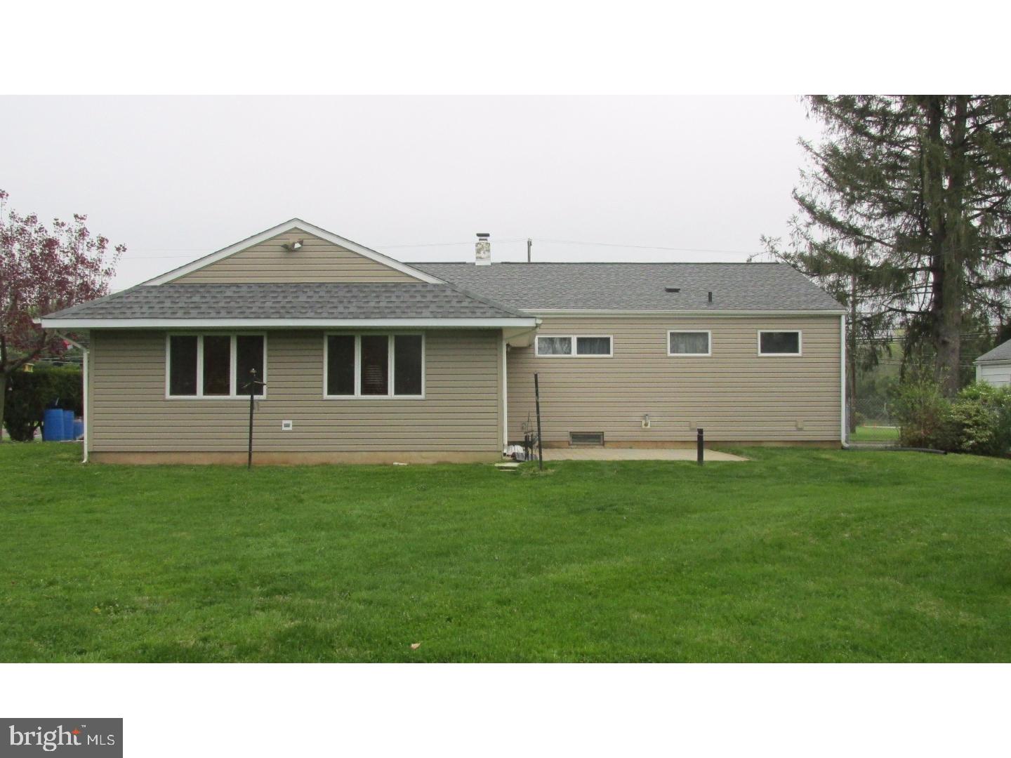 215 West County Line Road Hatboro, PA 19040 - Photo 5 of 18