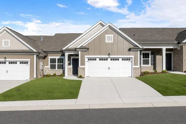 $390,000 | 1584 Whisper Winds Lane, Unit 8, Ooltewah, TN 37363