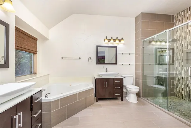 $630,000 | 341 Greenfield Drive, Murphy, TX 75094