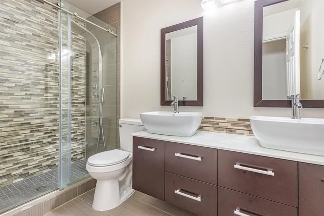 $630,000 | 341 Greenfield Drive, Murphy, TX 75094