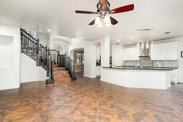 $630,000 | 341 Greenfield Drive, Murphy, TX 75094