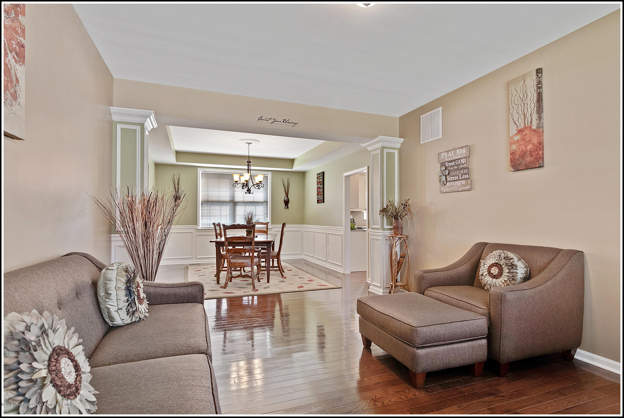 3 Firenze Road Jackson, NJ 08527 - Photo 12 of 31 Livingroomdiningroomflow2