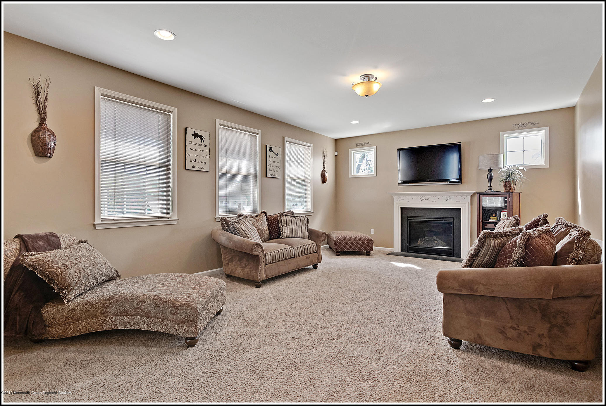 3 Firenze Road Jackson, NJ 08527 - Photo 14 of 31 Family Room1