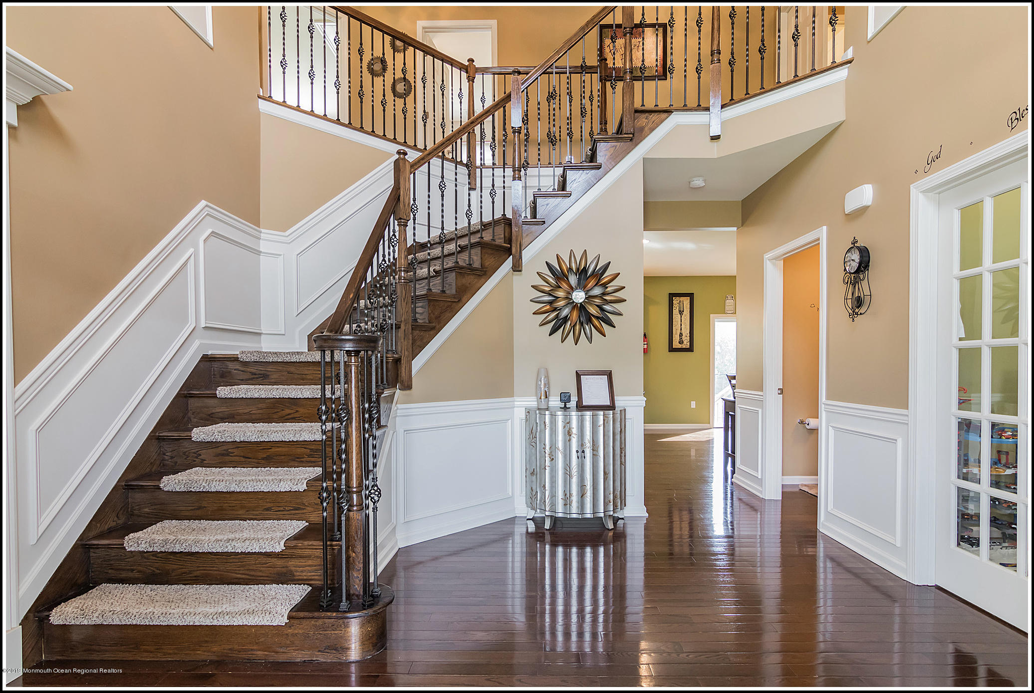 3 Firenze Road Jackson, NJ 08527 - Photo 4 of 31 Foyer1