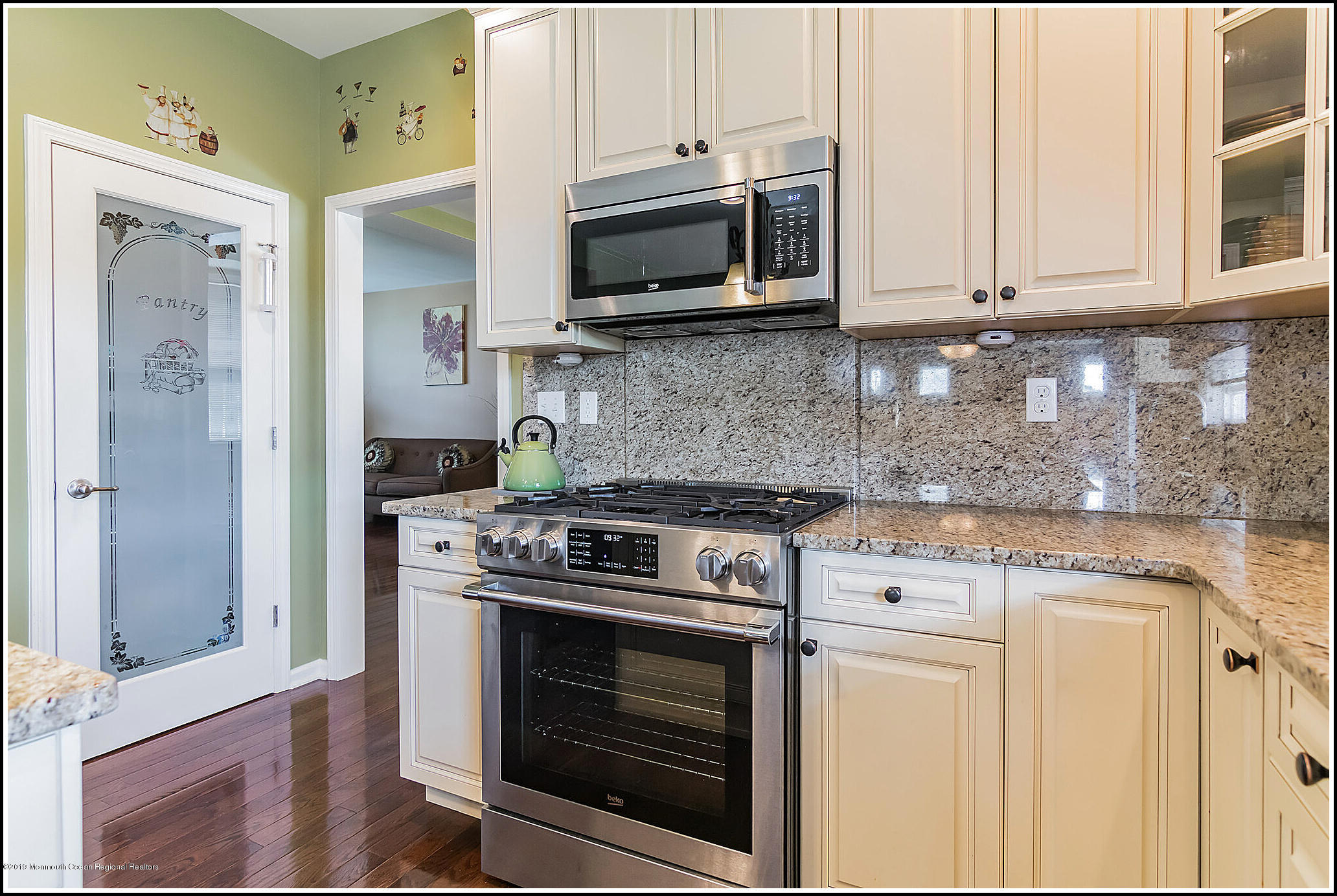 3 Firenze Road Jackson, NJ 08527 - Photo 7 of 31 Kitchen2