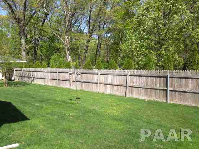 8822 North Picture Ridge Road Peoria, IL 61615 - Photo 14 of 15 Gallery Image 14