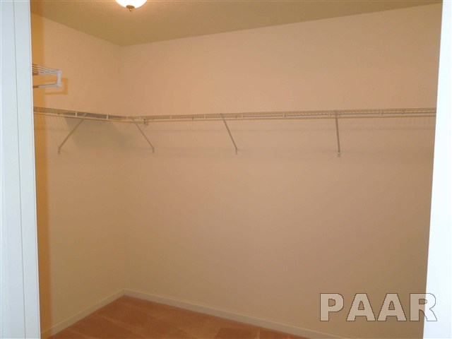 8822 North Picture Ridge Road Peoria, IL 61615 - Photo 10 of 15 Gallery Image 10
