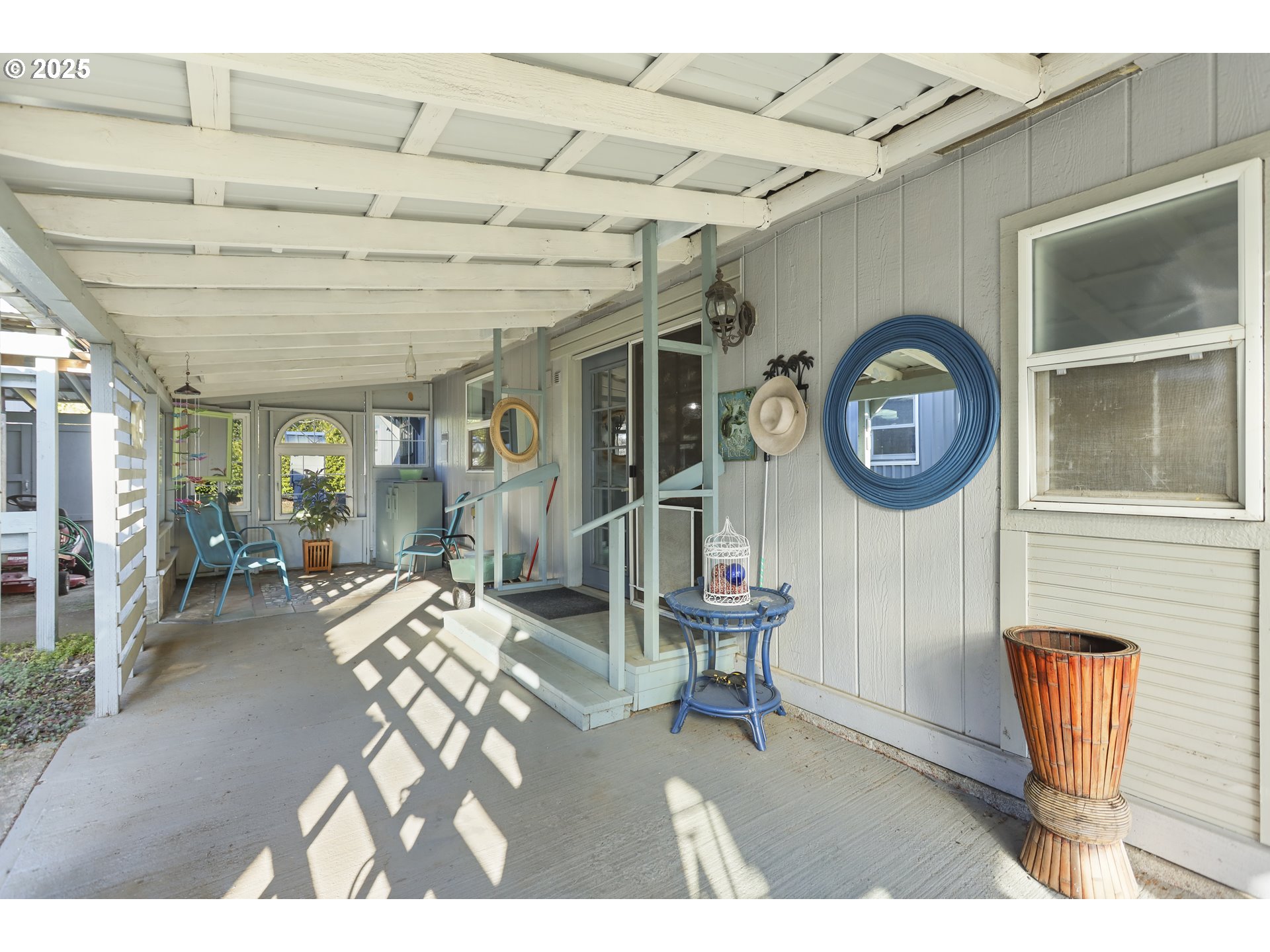 12 Pearl Road Carson, WA 98610 - Photo 15 of 46 Covered Porch