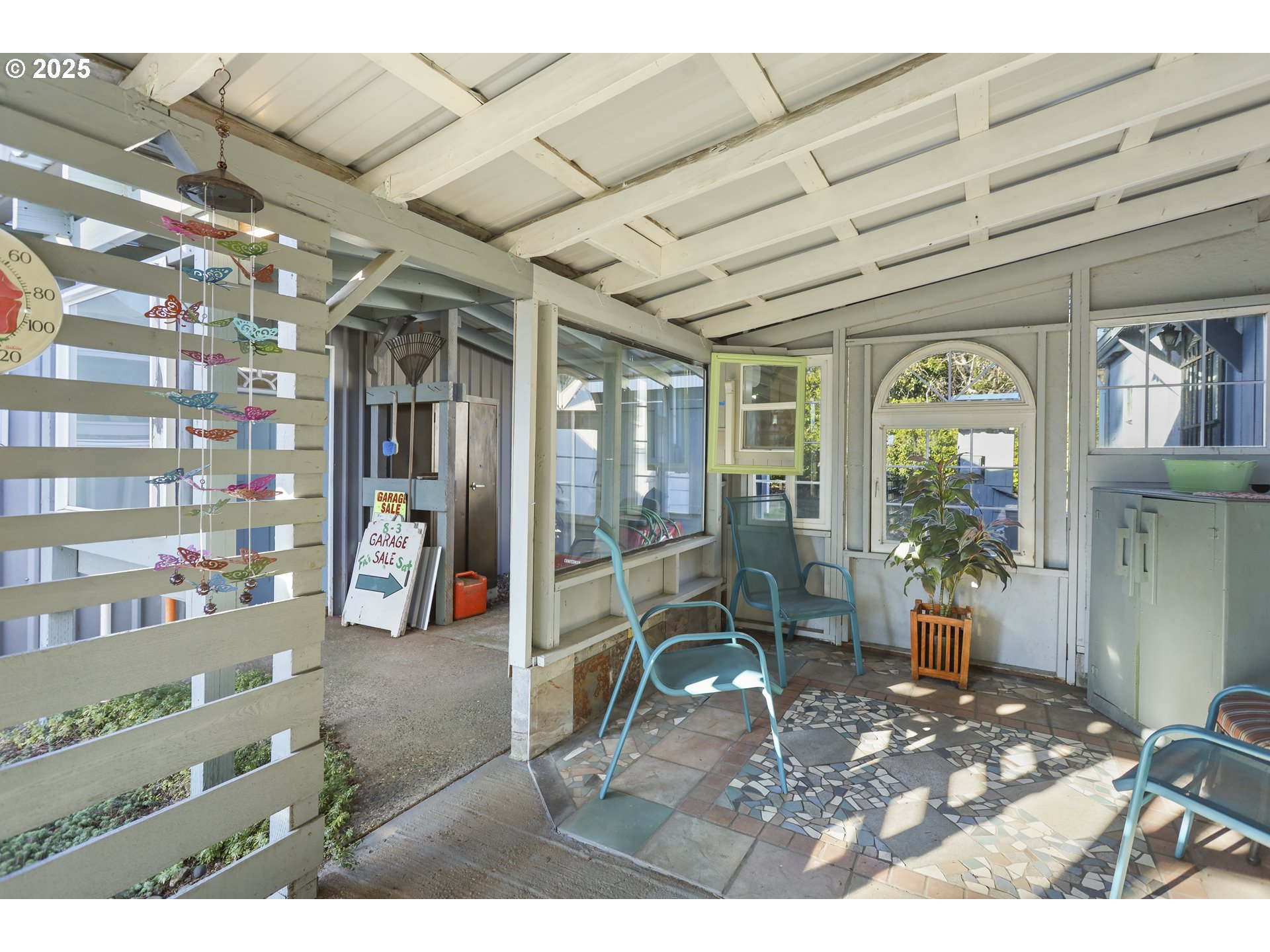 12 Pearl Road Carson, WA 98610 - Photo 16 of 46 Covered Porch